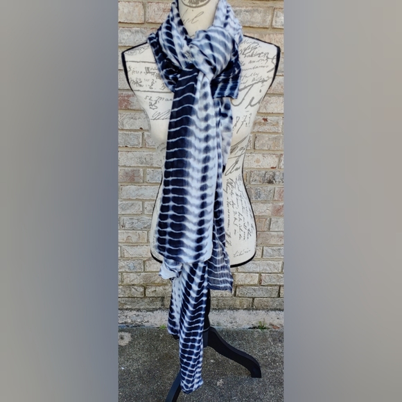 ✨So Beautiful✨Michael Stars Alligator Tie Dye Scarf/Wrap/Sarong OS - Picture 5 of 9
